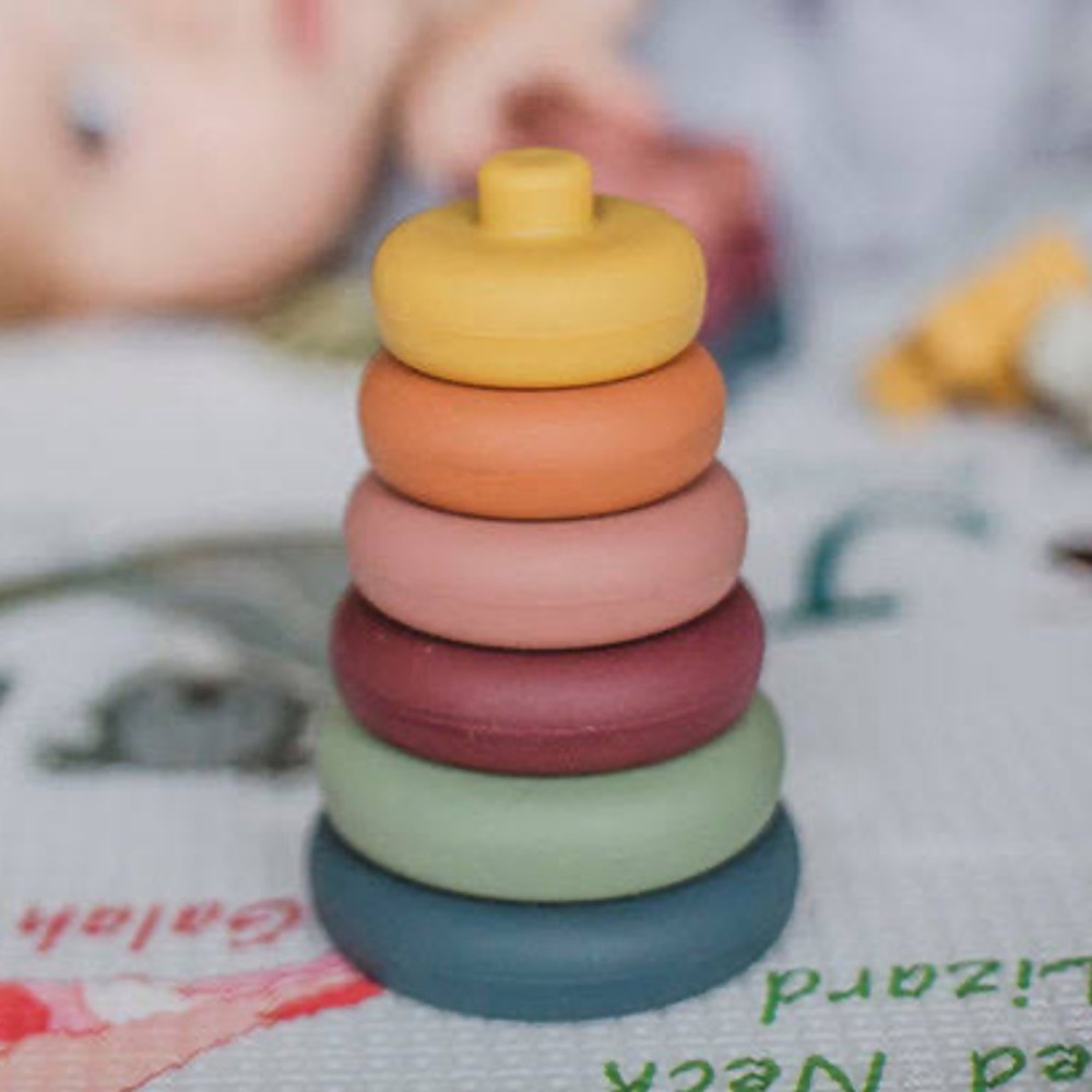 Catchy Silicone Ball and Multicolor Stacking Rings Set - Picture 5 of 14